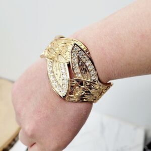 Brand New Top Fashion Gold Tone Rhinestone Bangle Bracelet